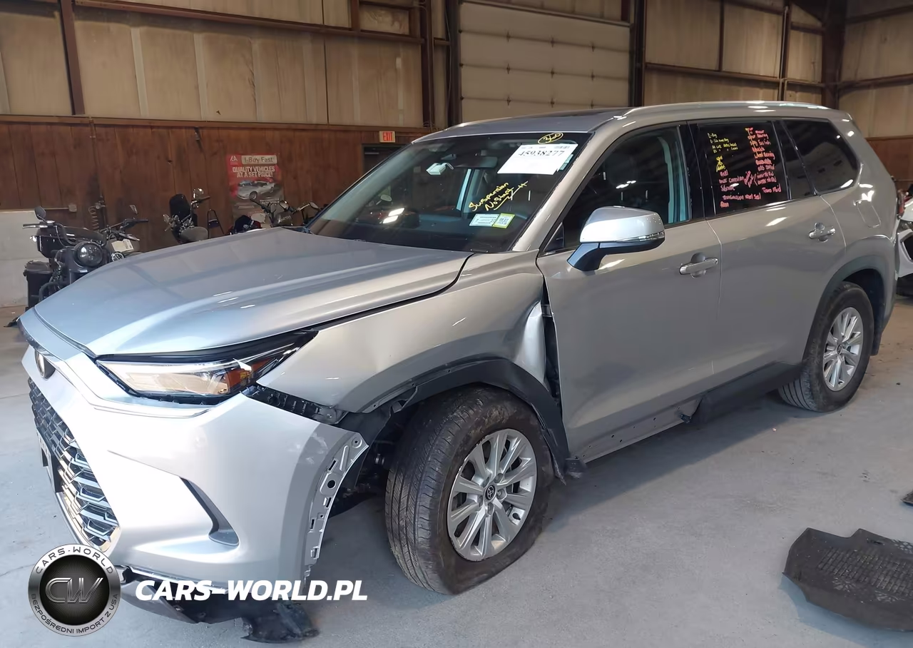 2025 Toyota Grand Highlander Xle VIN:5TDAAAB59SS092810 - 6