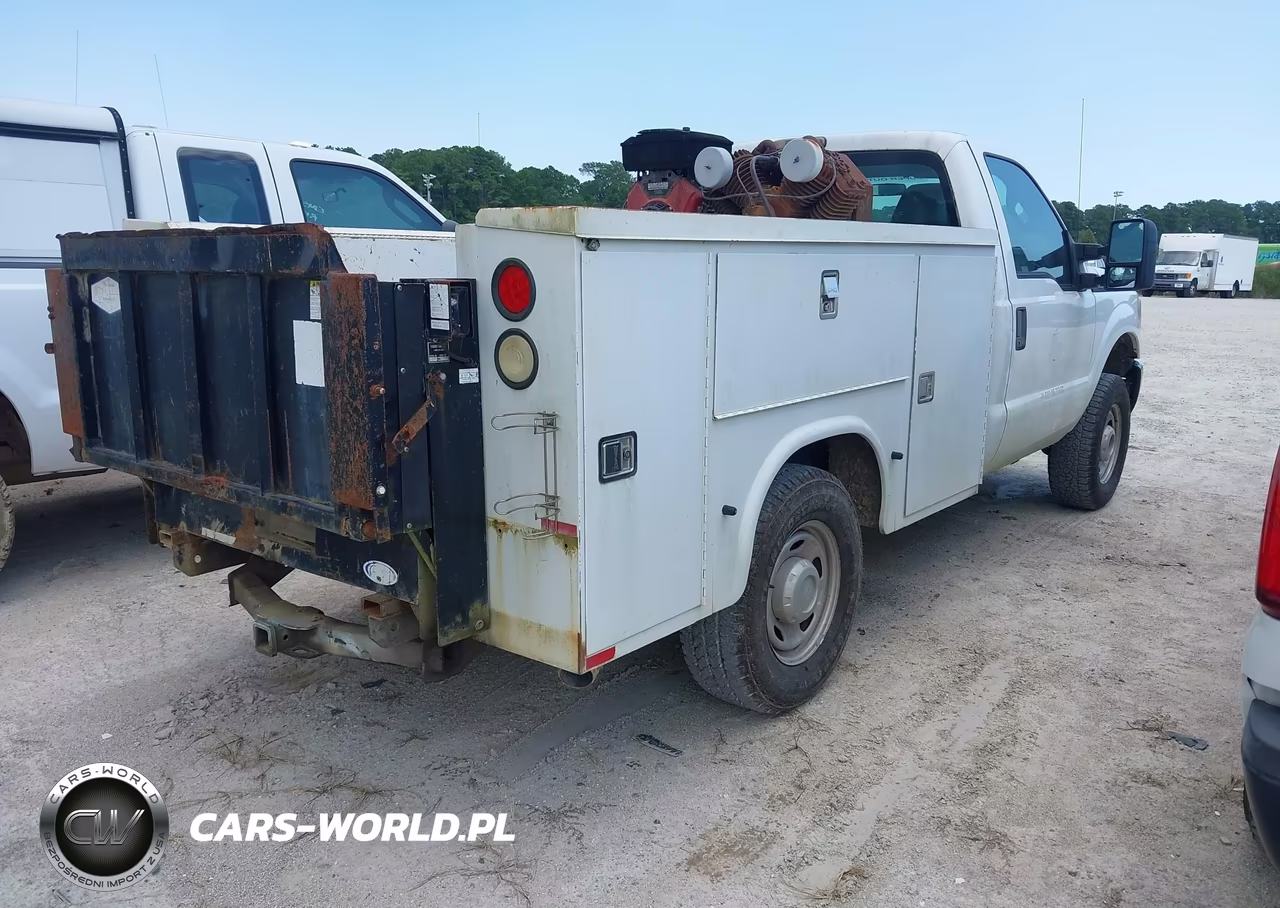 2012 Ford F-250 Xl VIN:1FDBF2B68CEA29835 - 4