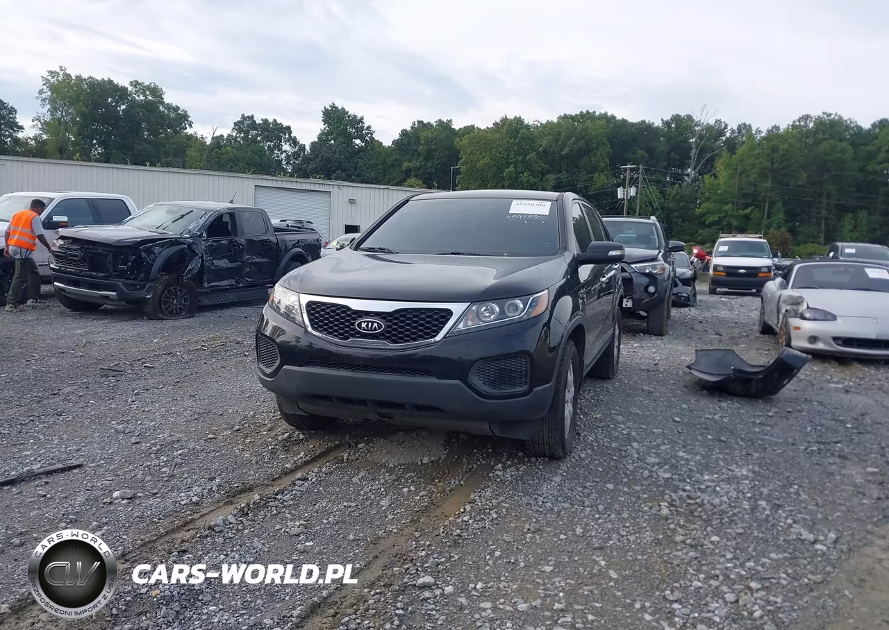 2013 Kia Sorento Lx VIN:5XYKT3A19DG322791 - 2