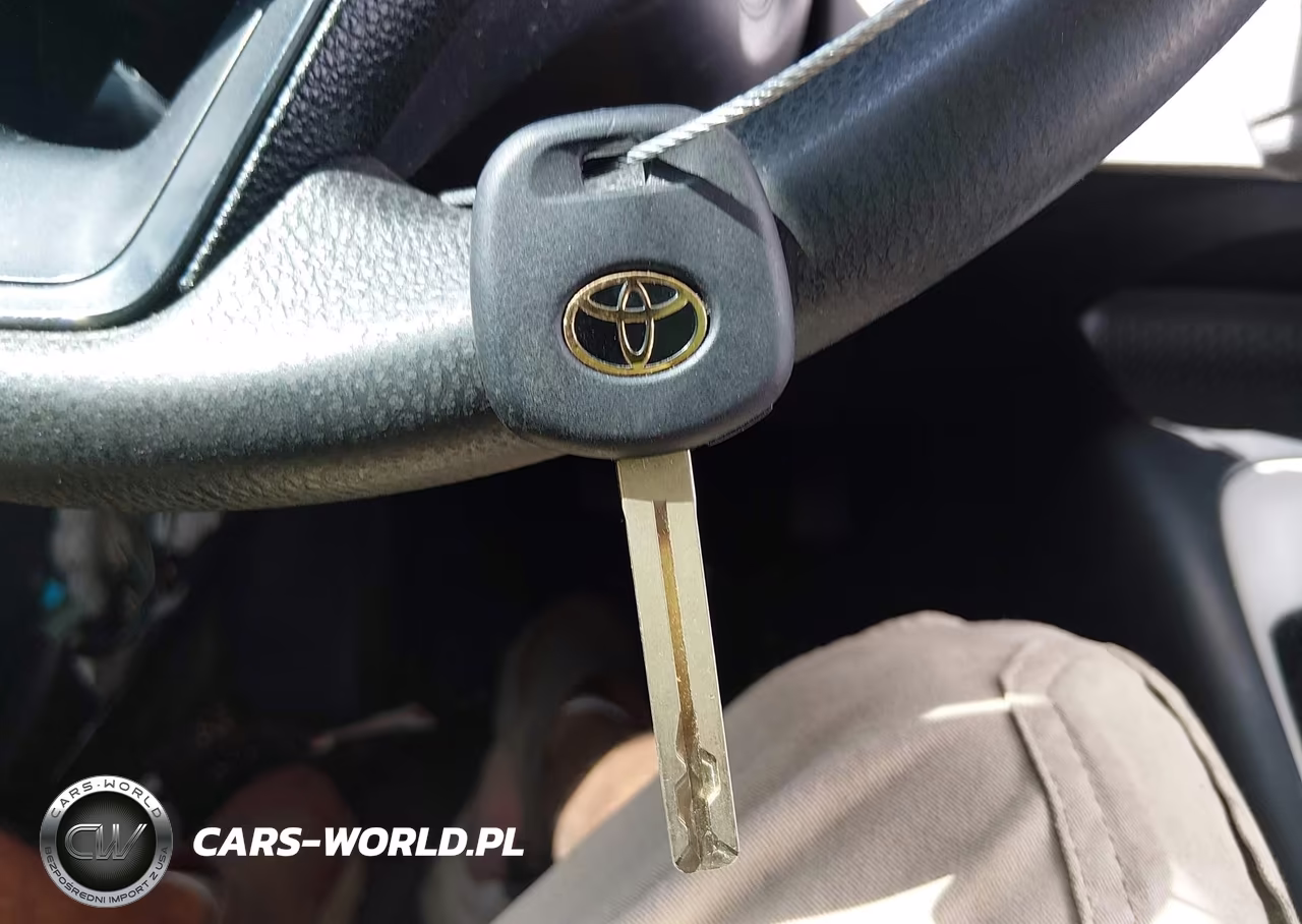 2020 Toyota Corolla Le VIN:JTDEPRAE9LJ061376 - 11