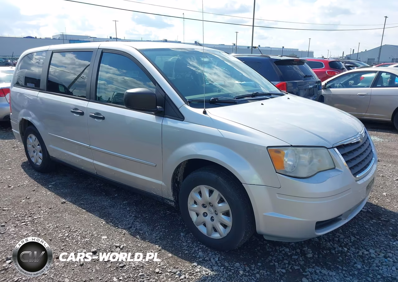 2008 Chrysler Town & Country Lx