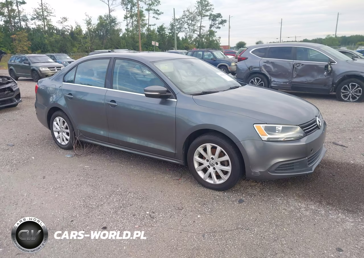 2013 Volkswagen Jetta 2.5L Se – zdjęcie 1 z 11