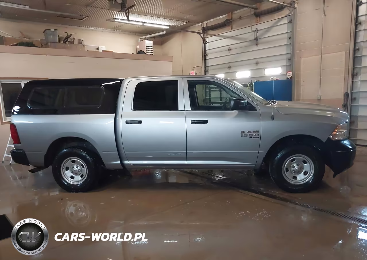 2021 Ram 1500 Classic Tradesman 4X4 5'7 Box VIN:3C6RR7KG6MG684920 - 18
