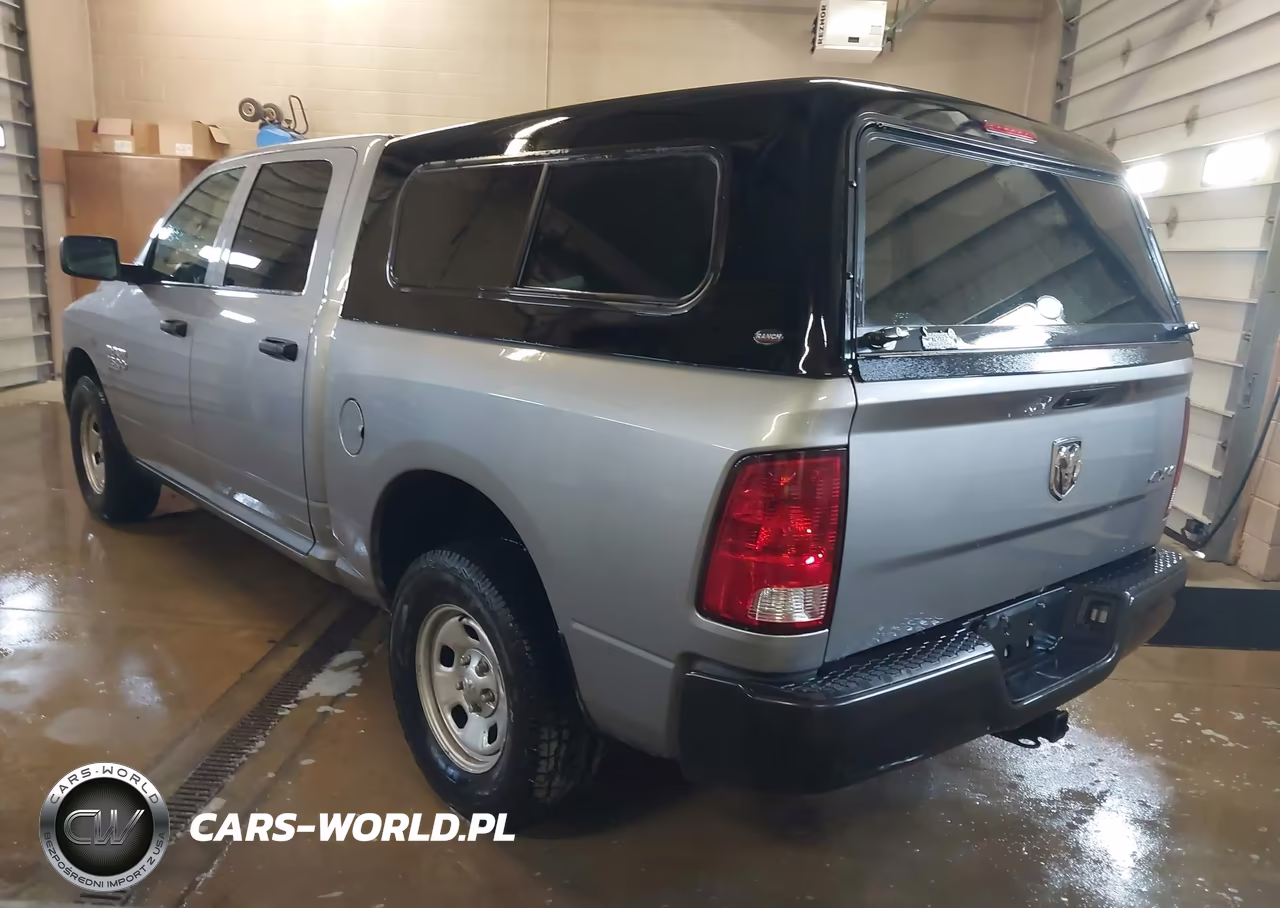 2021 Ram 1500 Classic Tradesman 4X4 5'7 Box VIN:3C6RR7KG6MG684920 - 3