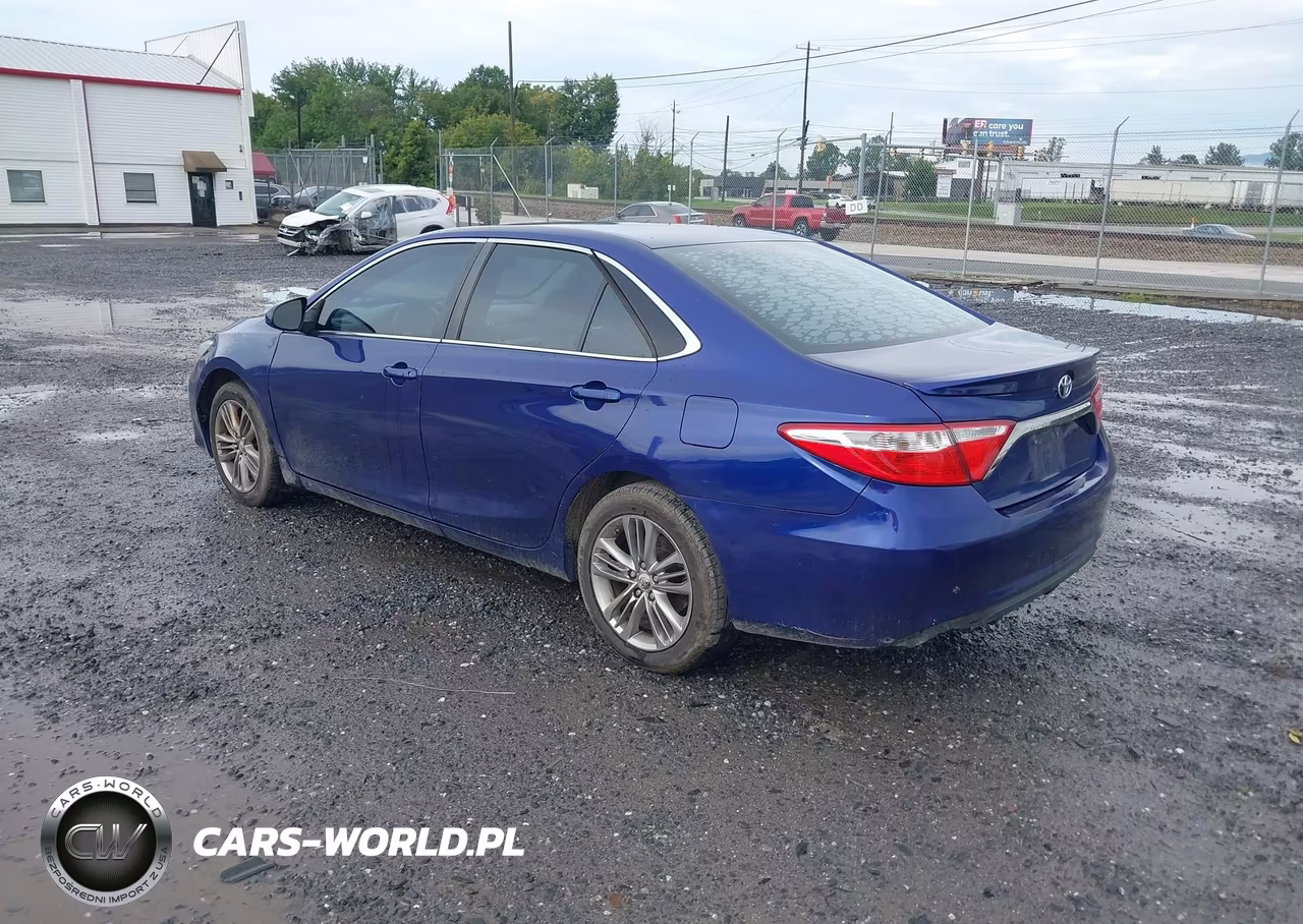 2016 Toyota Camry Se VIN:4T1BF1FK4GU538964 - 3