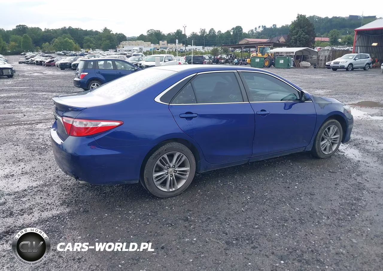 2016 Toyota Camry Se VIN:4T1BF1FK4GU538964 - 4
