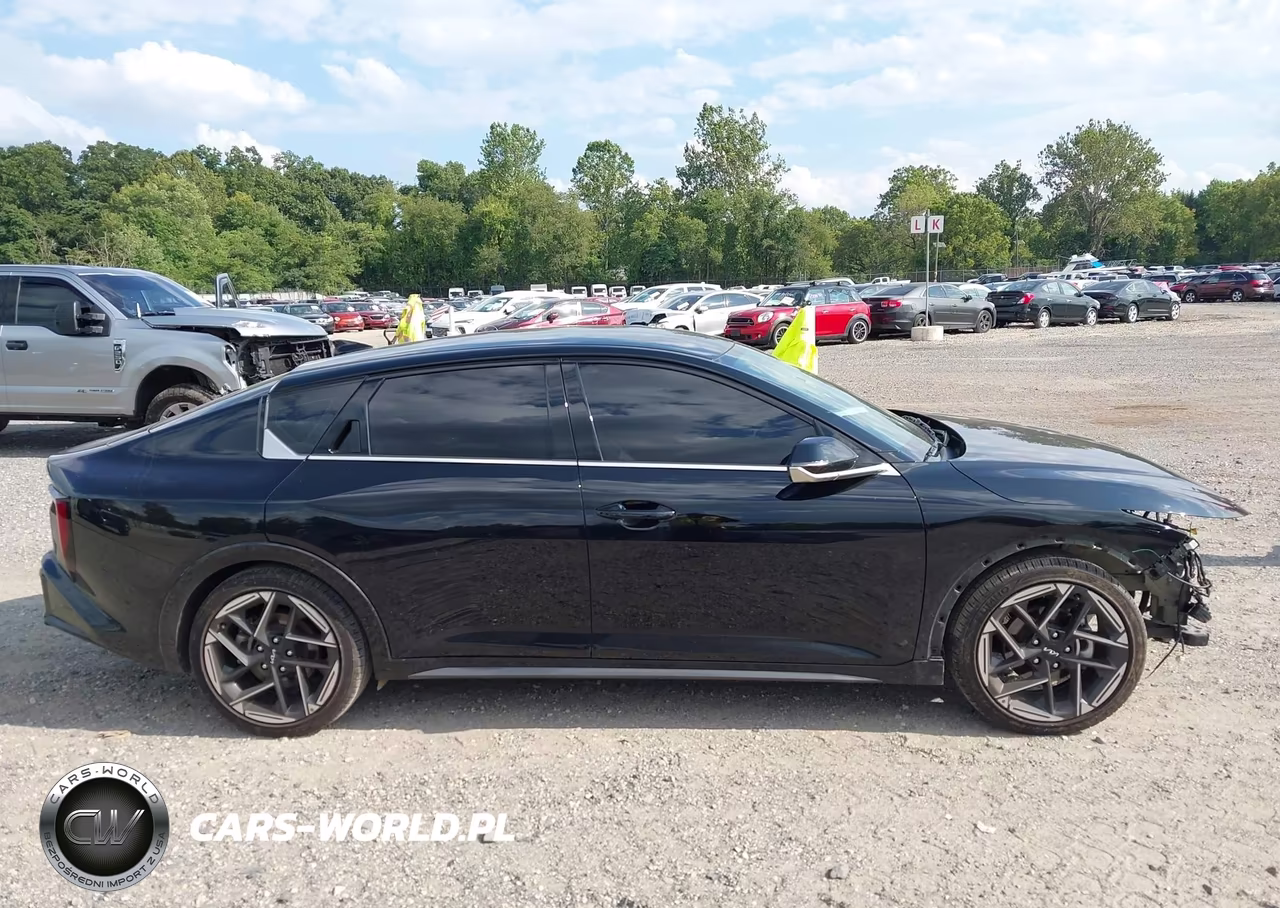 2025 Kia K4 Gt-Line VIN:3KPFW4DE7SE140546 - 13
