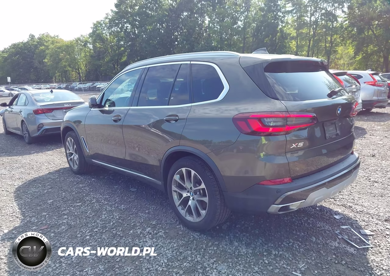 2021 BMW X5 xDrive40I VIN:5UXCR6C01M9F58802 - 3