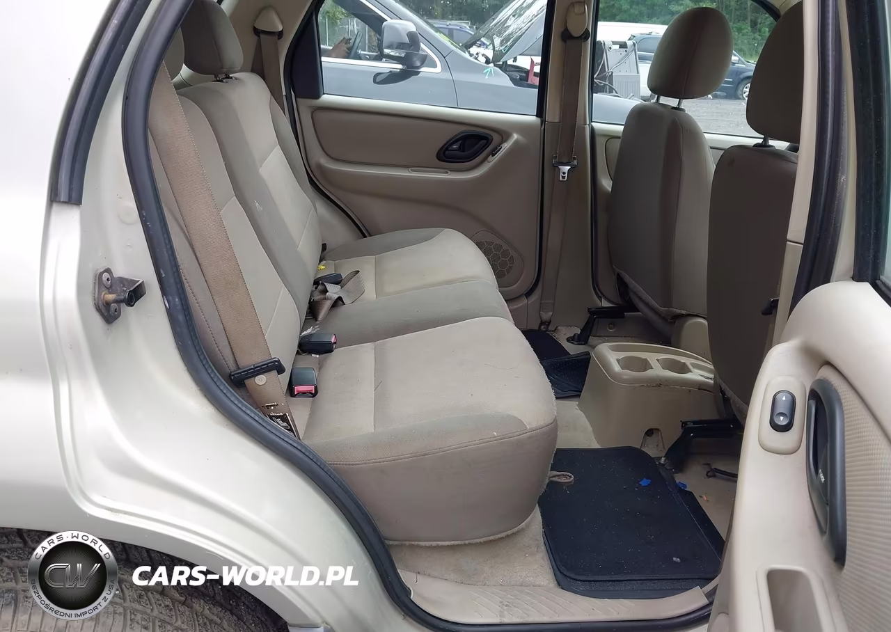 2003 Ford Escape Xls VIN:1FMYU02B43KC97963 - 8
