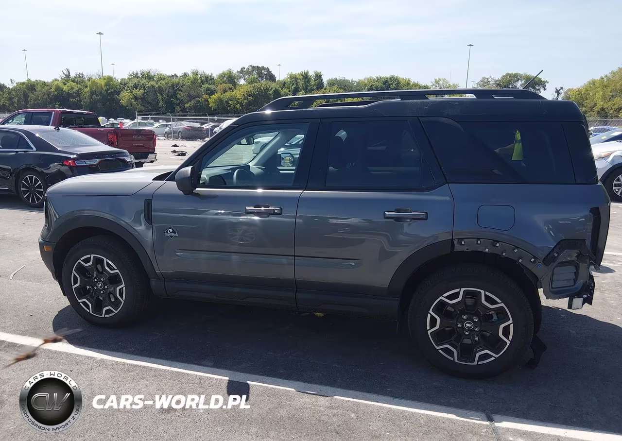 2025 Ford Bronco Sport Outer Banks VIN:3FMCR9CN3SRE25984 - 15