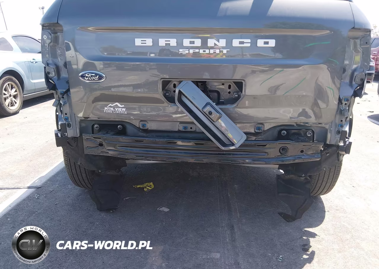 2025 Ford Bronco Sport Outer Banks VIN:3FMCR9CN3SRE25984 - 6