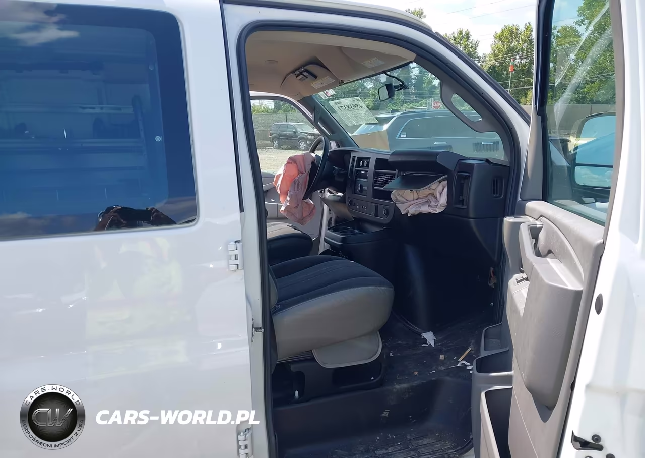 2020 GMC Savana 2500 Work Van VIN:1GTW7AFG7L1265335 - 5