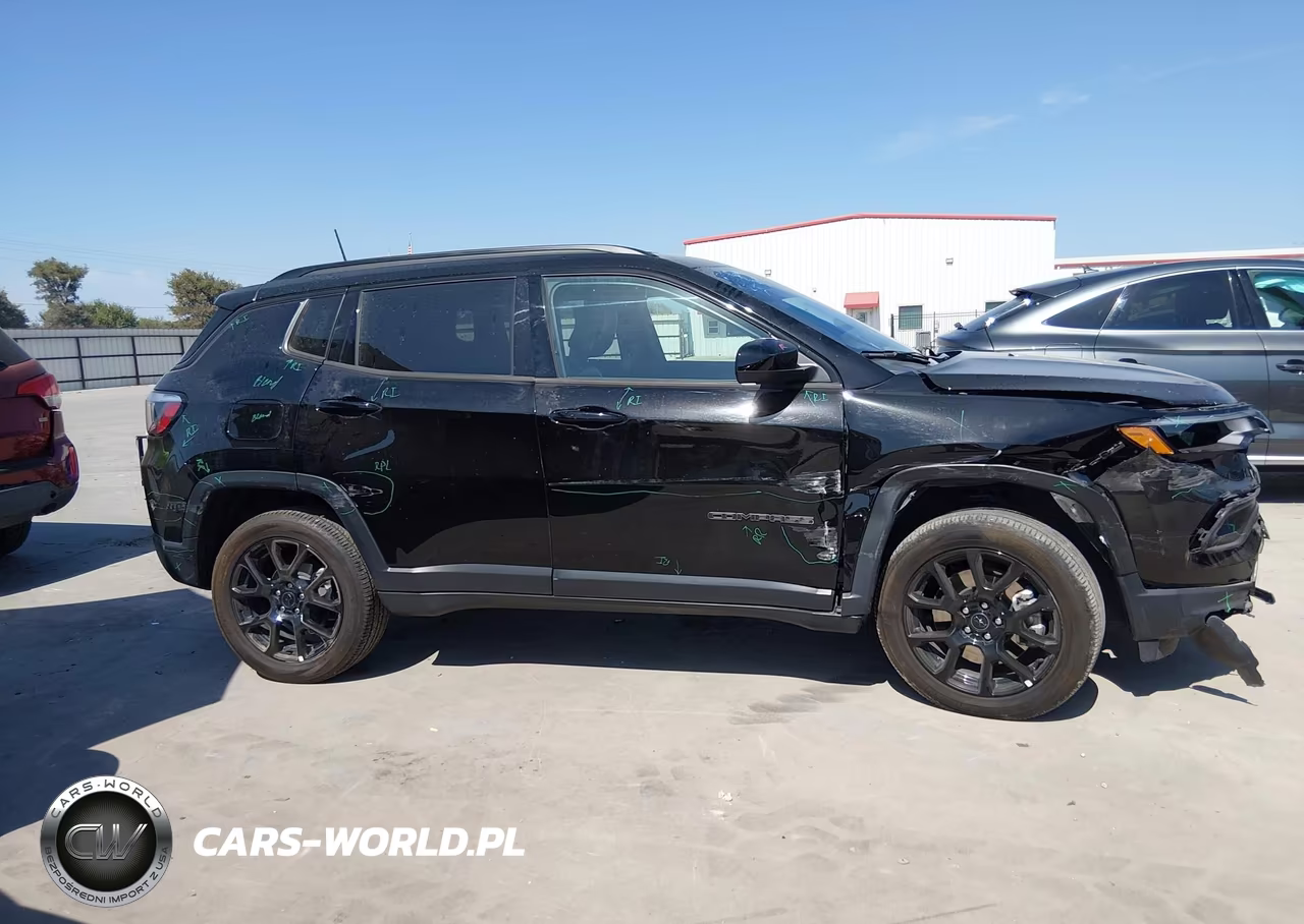 2025 Jeep Compass Latitude 4X4 VIN:3C4NJDBN5ST617662 - 13