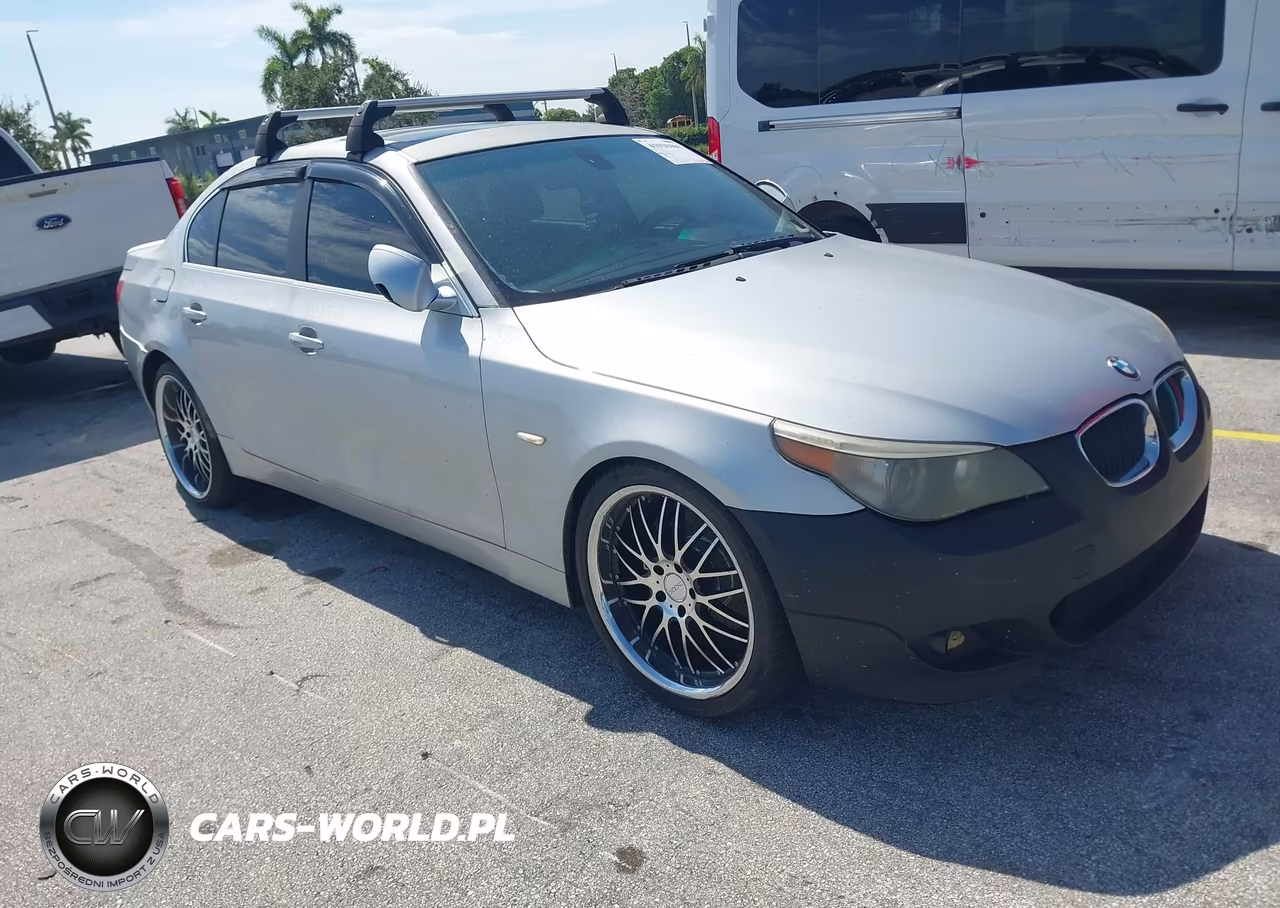 2005 BMW 530I
