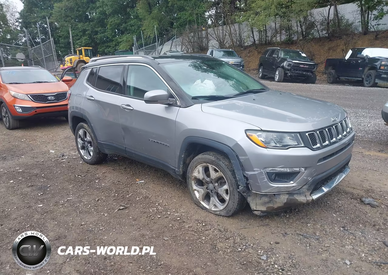 2019 Jeep Compass Limited 4X4 VIN:3C4NJDCB0KT826960 - 1