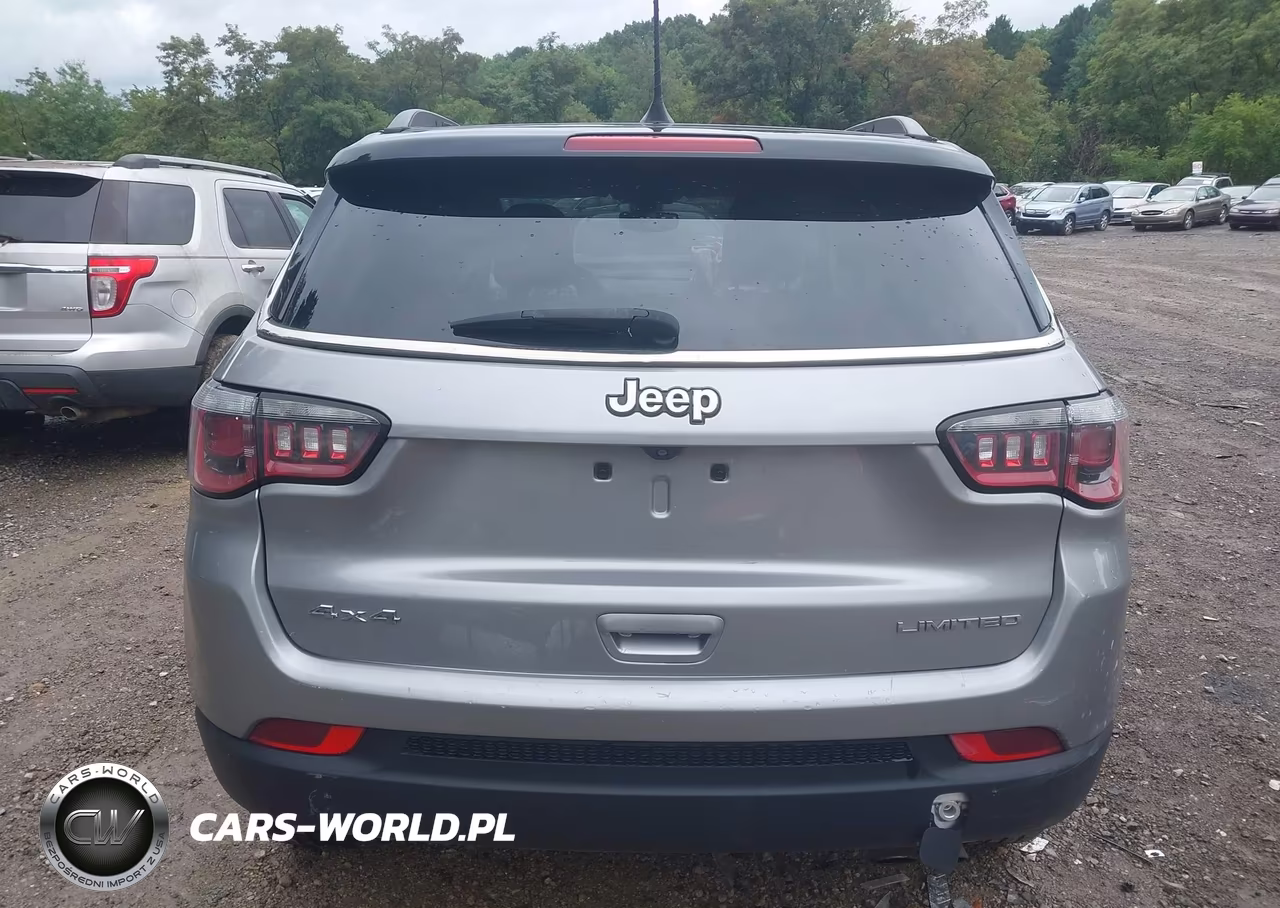2019 Jeep Compass Limited 4X4 VIN:3C4NJDCB0KT826960 - 16