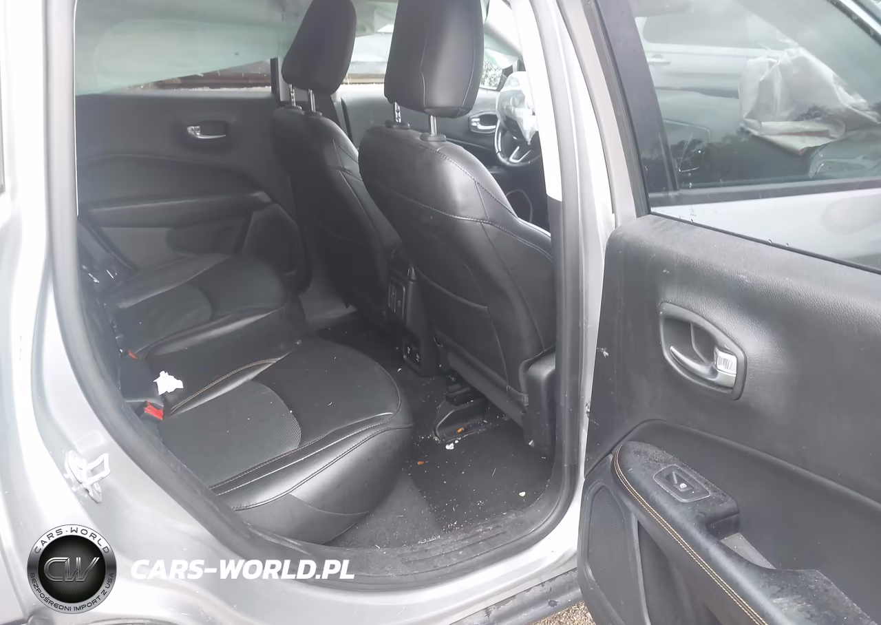 2019 Jeep Compass Limited 4X4 VIN:3C4NJDCB0KT826960 - 8