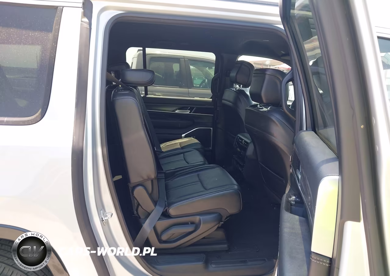 2024 Jeep Wagoneer L Series Ii 4X4 VIN:1C4SJSBP2RS175346 - 8