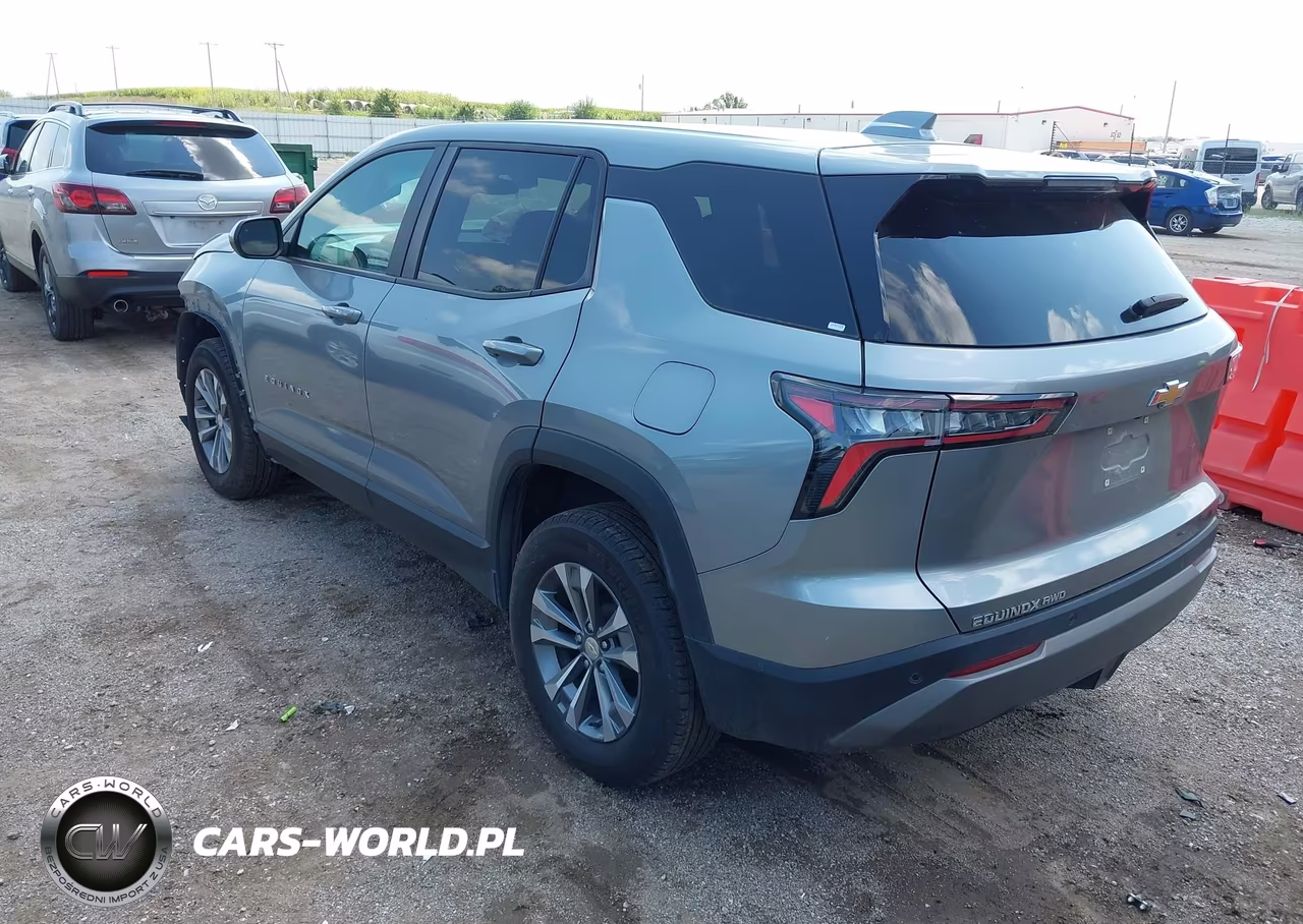 2025 Chevrolet Equinox Awd Lt VIN:3GNAXPEG5SL229091 - 3