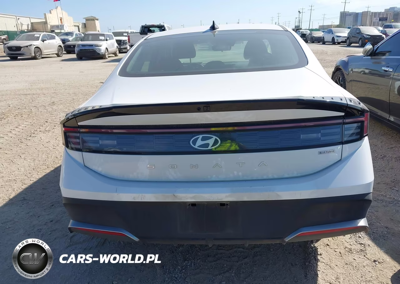 2026 Hyundai Sonata Hybrid Blue VIN:KMHL24JJ9TA148034 - 16