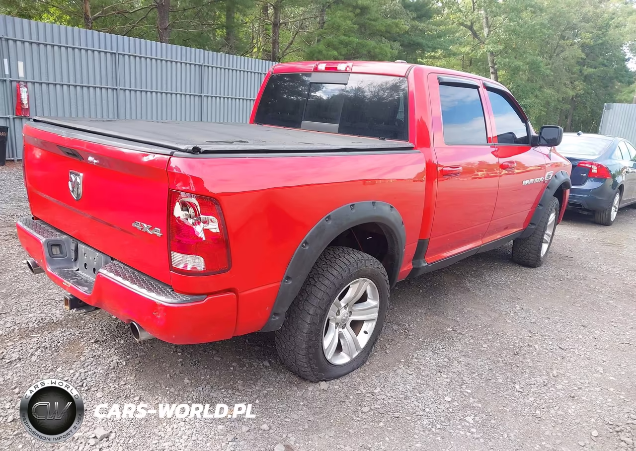 2011 Ram Ram 1500 Sport VIN:1D7RV1CT2BS643709 - 4
