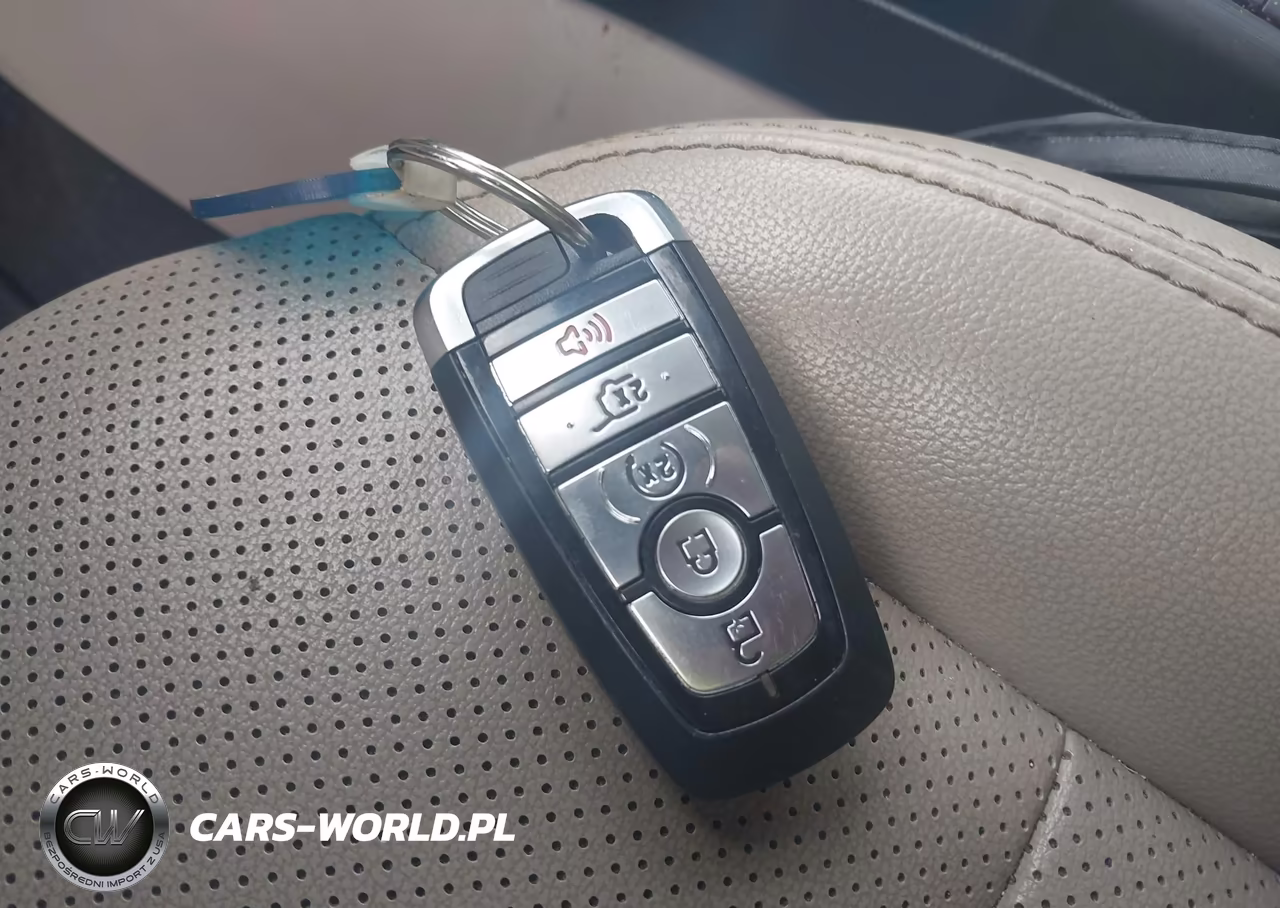 2020 Ford Escape Sel VIN:1FMCU0H68LUA68839 - 11