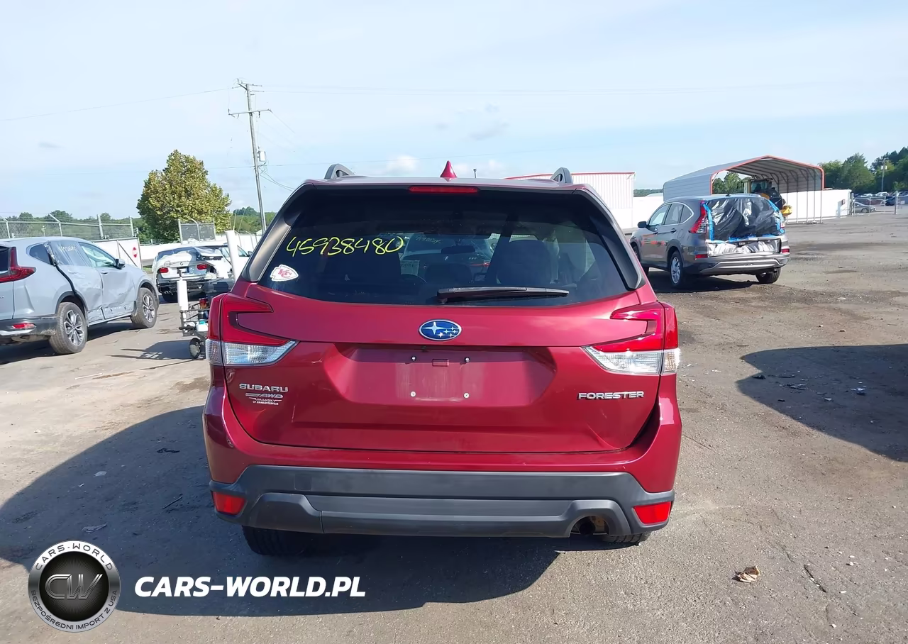 2022 Subaru Forester Premium VIN:JF2SKAEC3NH411608 - 17