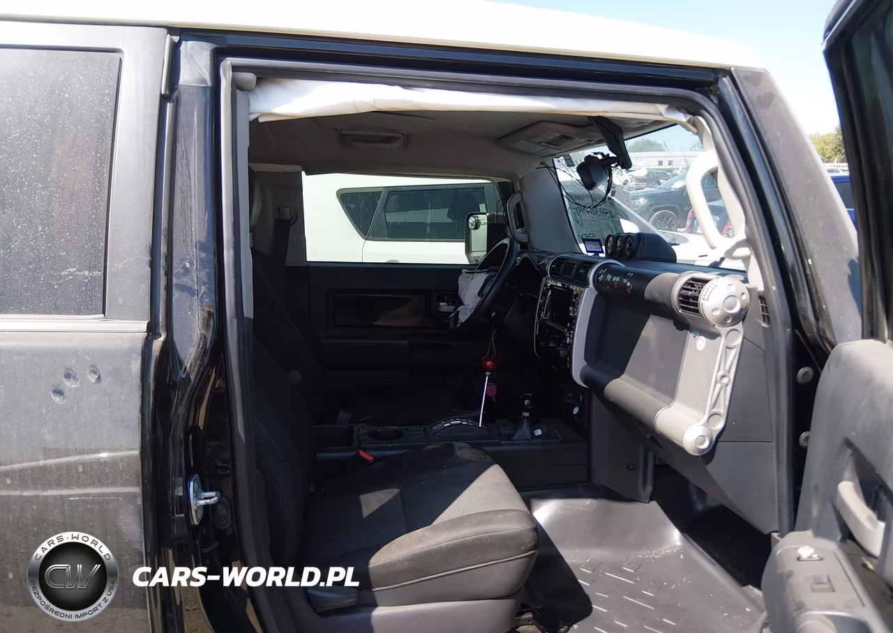 2014 Toyota Fj Cruiser VIN:JTEBU4BF9EK180544 - 5