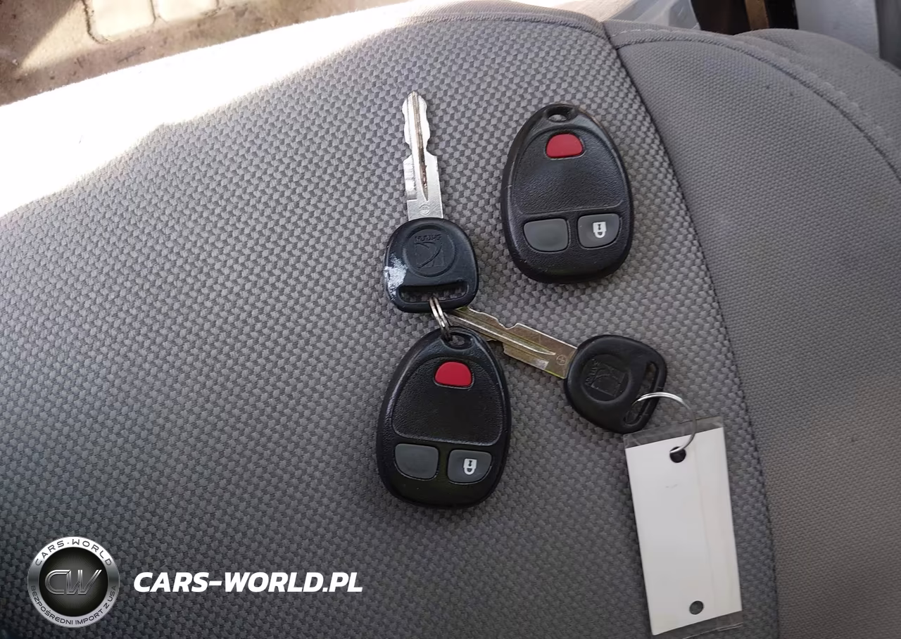 2008 Saturn Vue 4-Cyl Xe VIN:3GSCL33P18S665416 - 11
