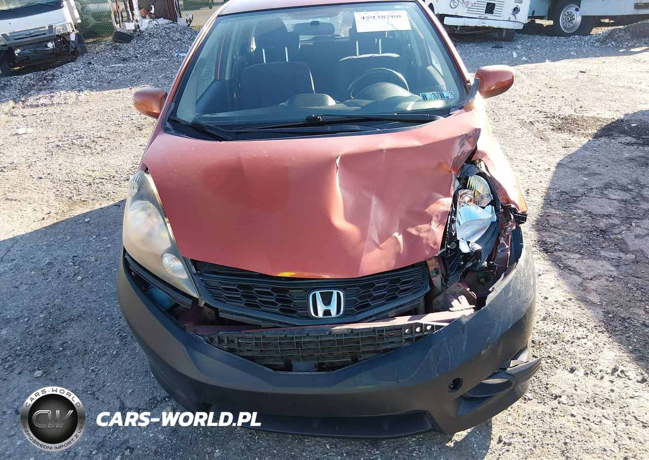 2012 Honda Fit Sport VIN:JHMGE8H57CC012744 - 6