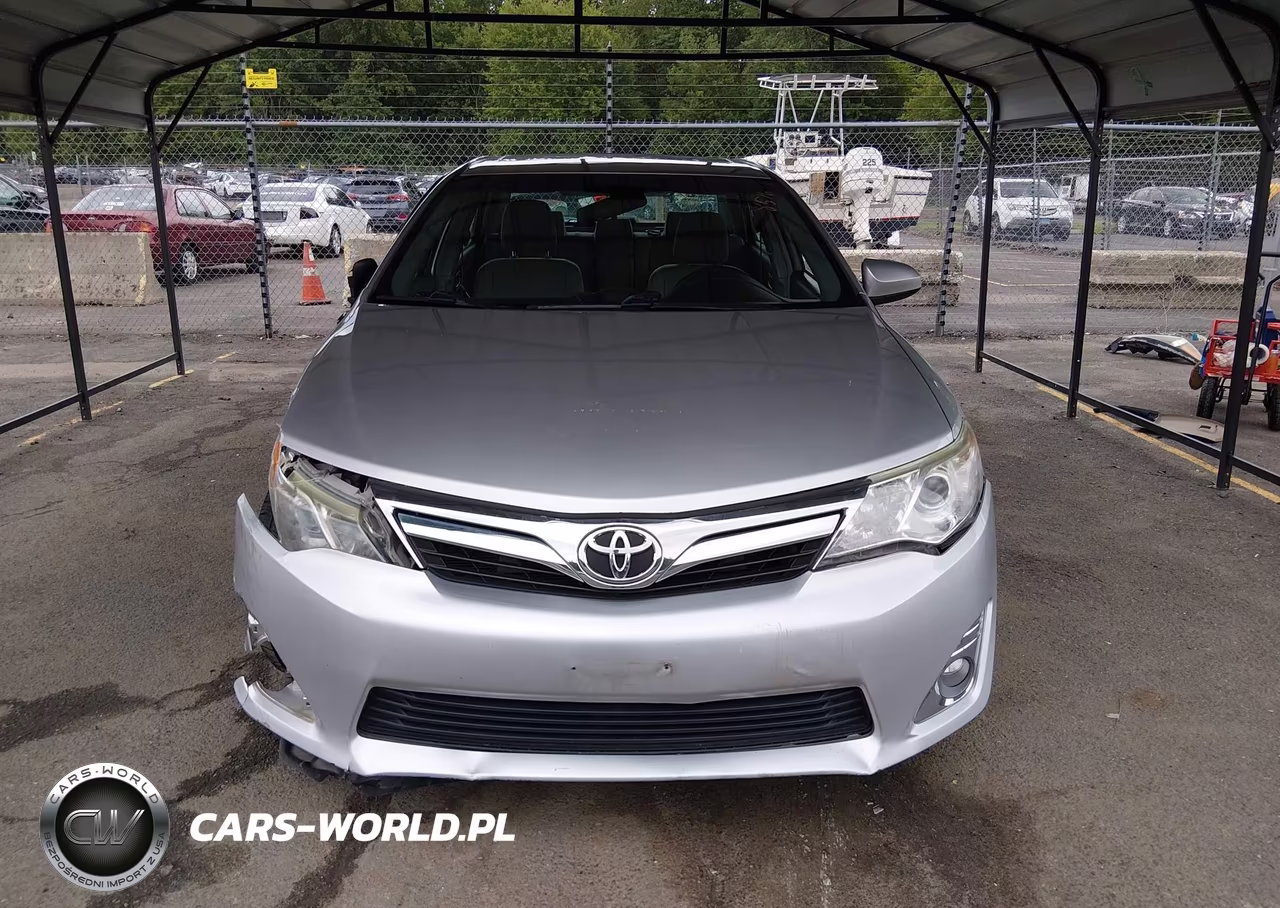 2014 Toyota Camry Xle VIN:4T4BF1FK5ER340350 - 13