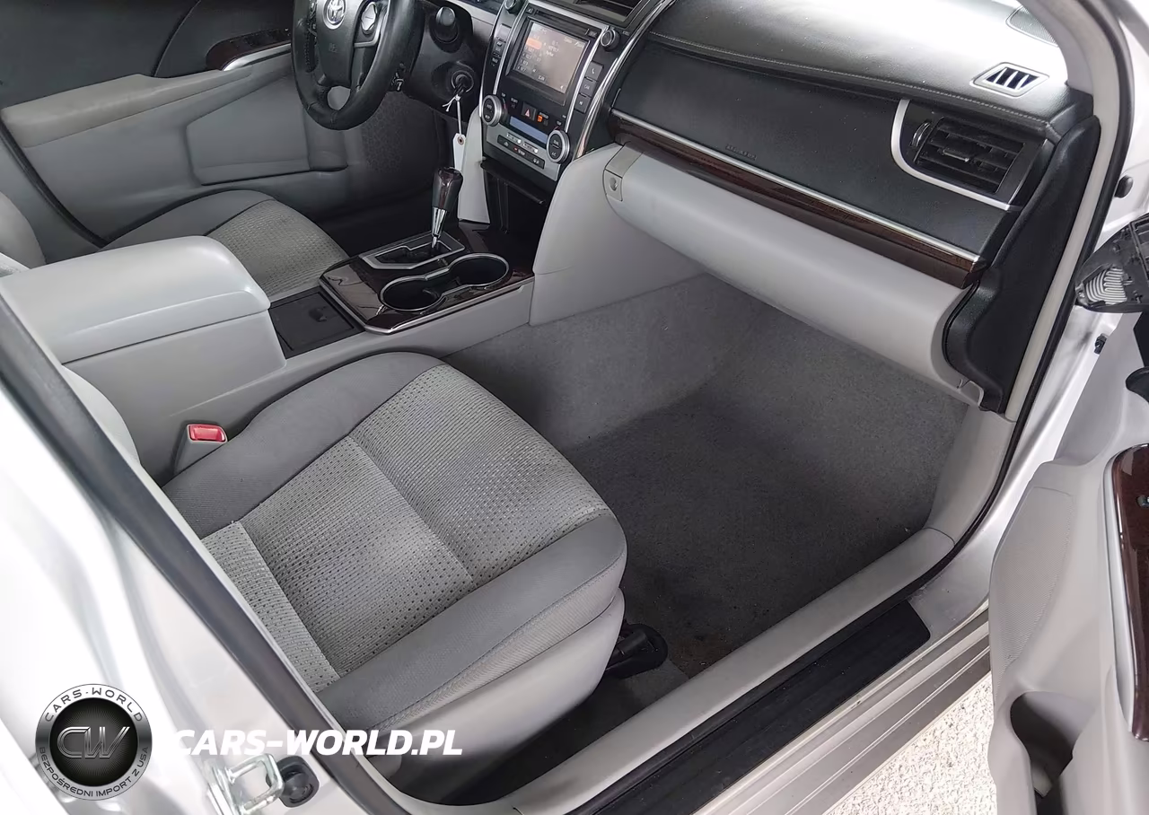 2014 Toyota Camry Xle VIN:4T4BF1FK5ER340350 - 5
