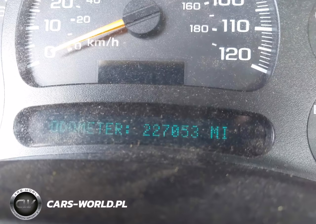 2004 Chevrolet Silverado C1500 VIN:1GCEC19V64E353823 - 15