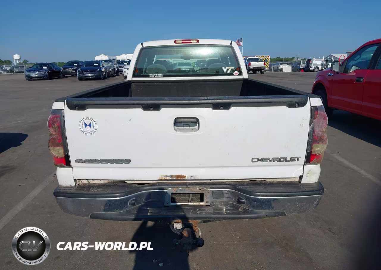 2004 Chevrolet Silverado C1500 VIN:1GCEC19V64E353823 - 16