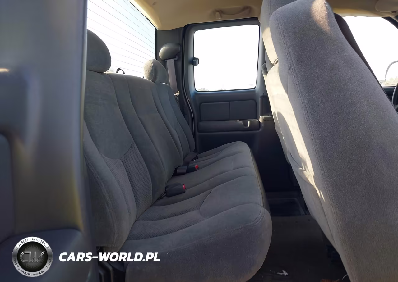 2004 Chevrolet Silverado C1500 VIN:1GCEC19V64E353823 - 8