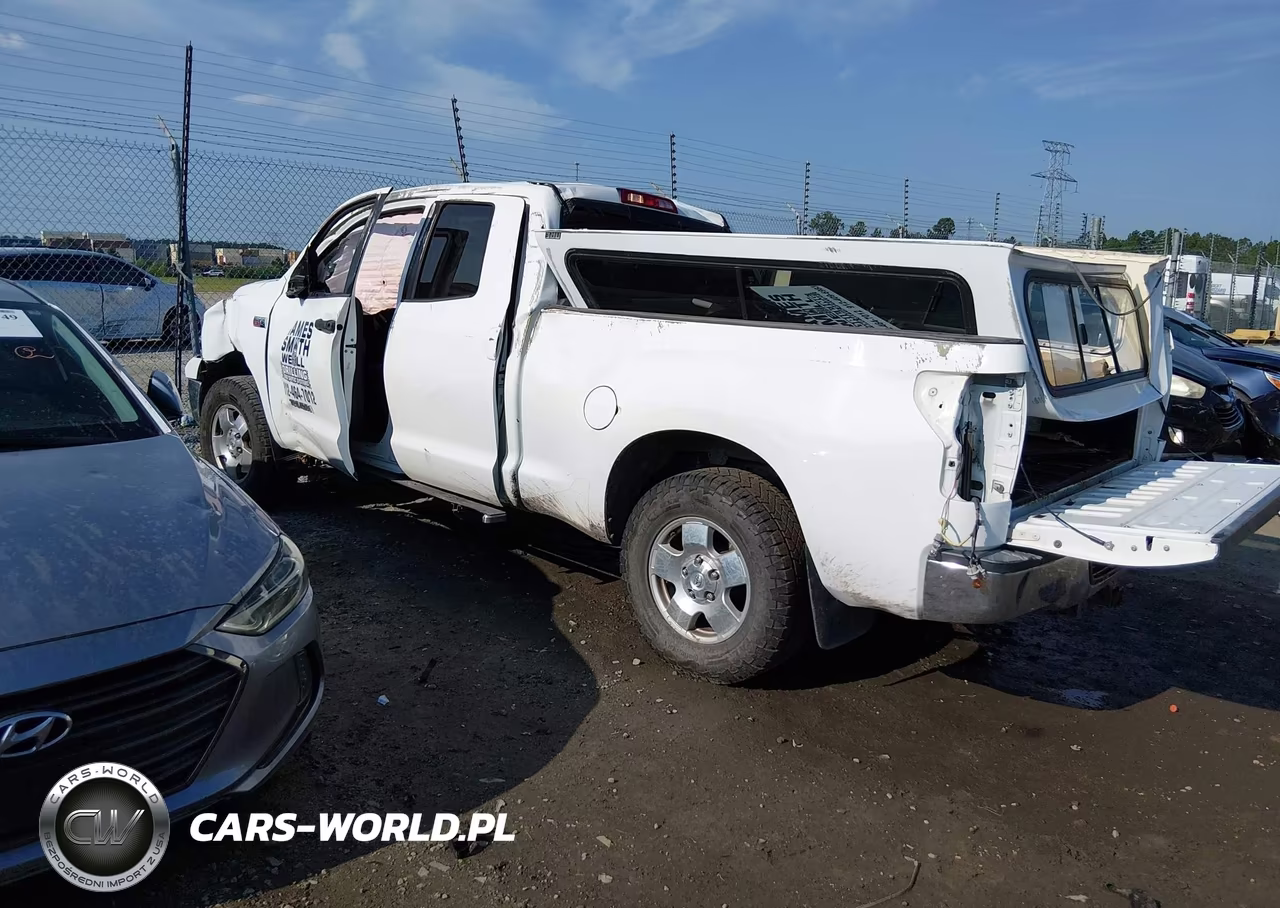 2013 Toyota Tundra Grade 5.7L V8 VIN:5TFRY5F13DX138464 - 3