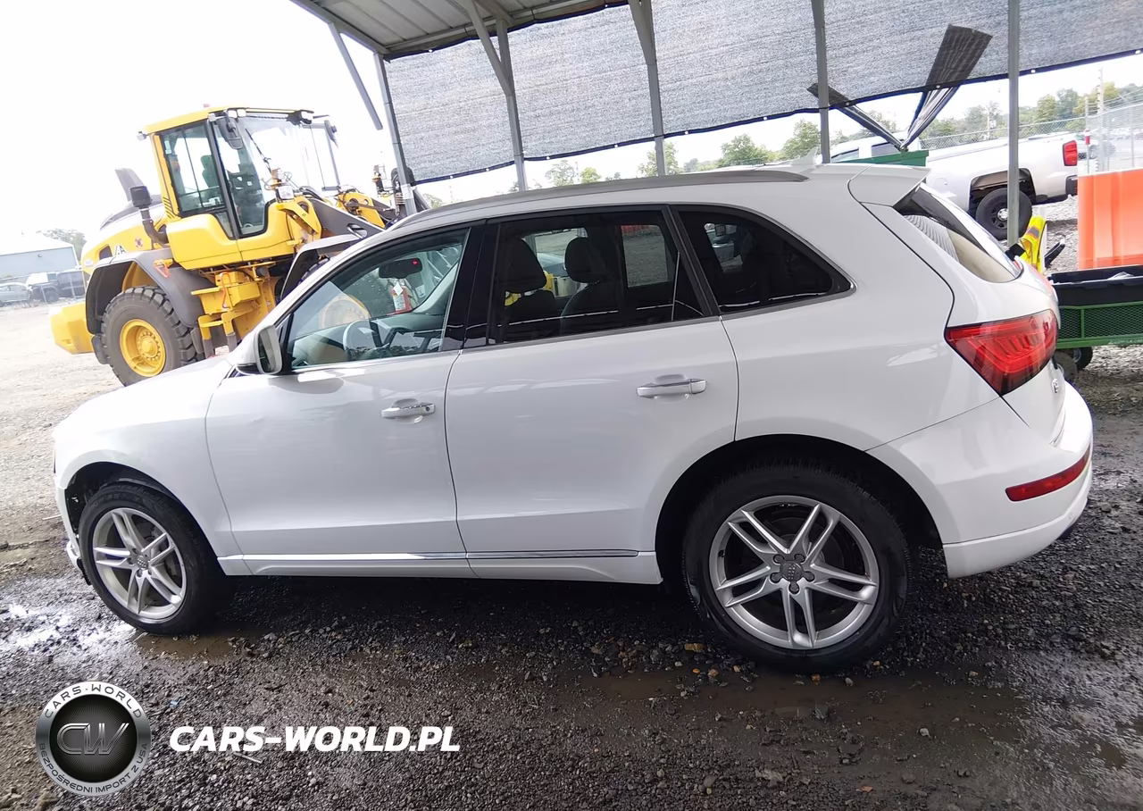 2016 Audi Q5 2.0T Premium VIN:WA1L2AFP4GA122568 - 14