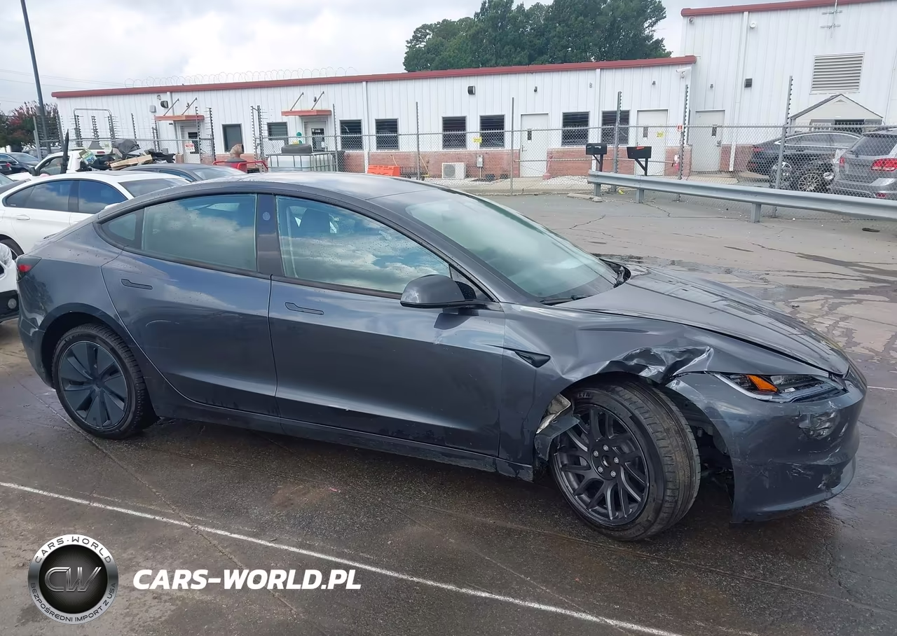 2025 Tesla Model 3 Long Range Rear-Wheel Drive-Standard Rear-Wheel Drive VIN:5YJ3E1EA4SF967978 - 13