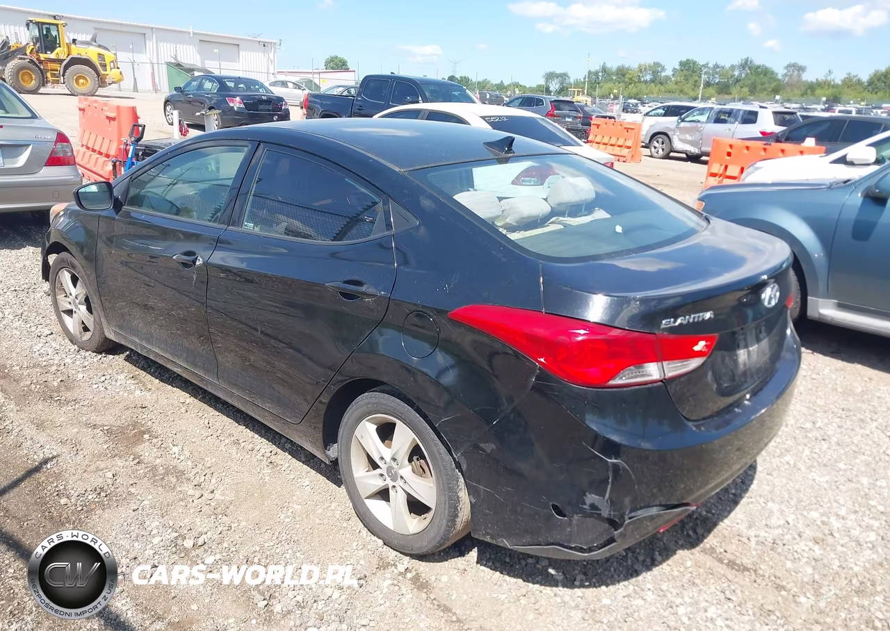 2013 Hyundai Elantra Gls VIN:KMHDH4AE2DU862416 - 3