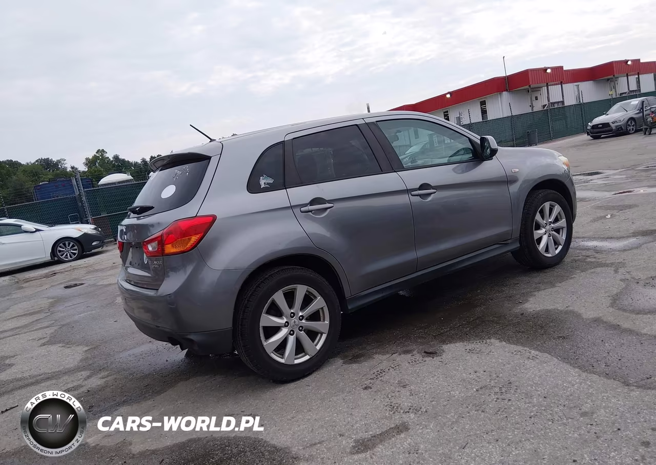 2015 Mitsubishi Outlander Sport Es VIN:4A4AP3AU4FE005869 - 4