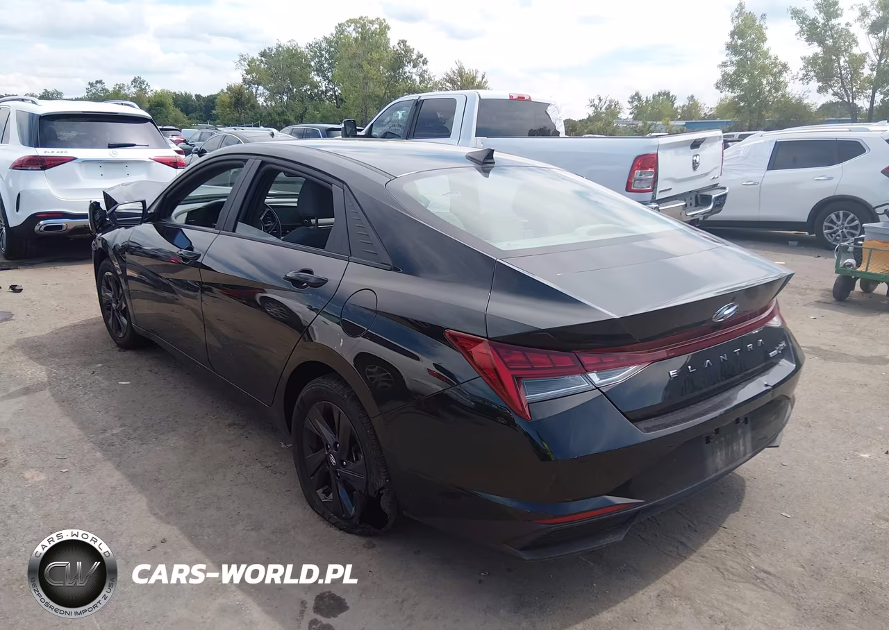2023 Hyundai Elantra Hybrid Blue VIN:KMHLM4AJXPU082527 - 3