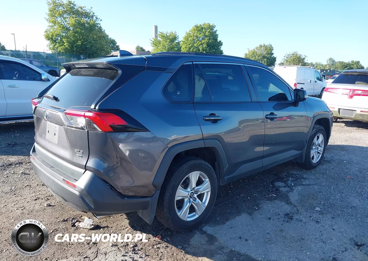 2020 Toyota Rav4 Xle VIN:2T3P1RFV3LW119499 - 4