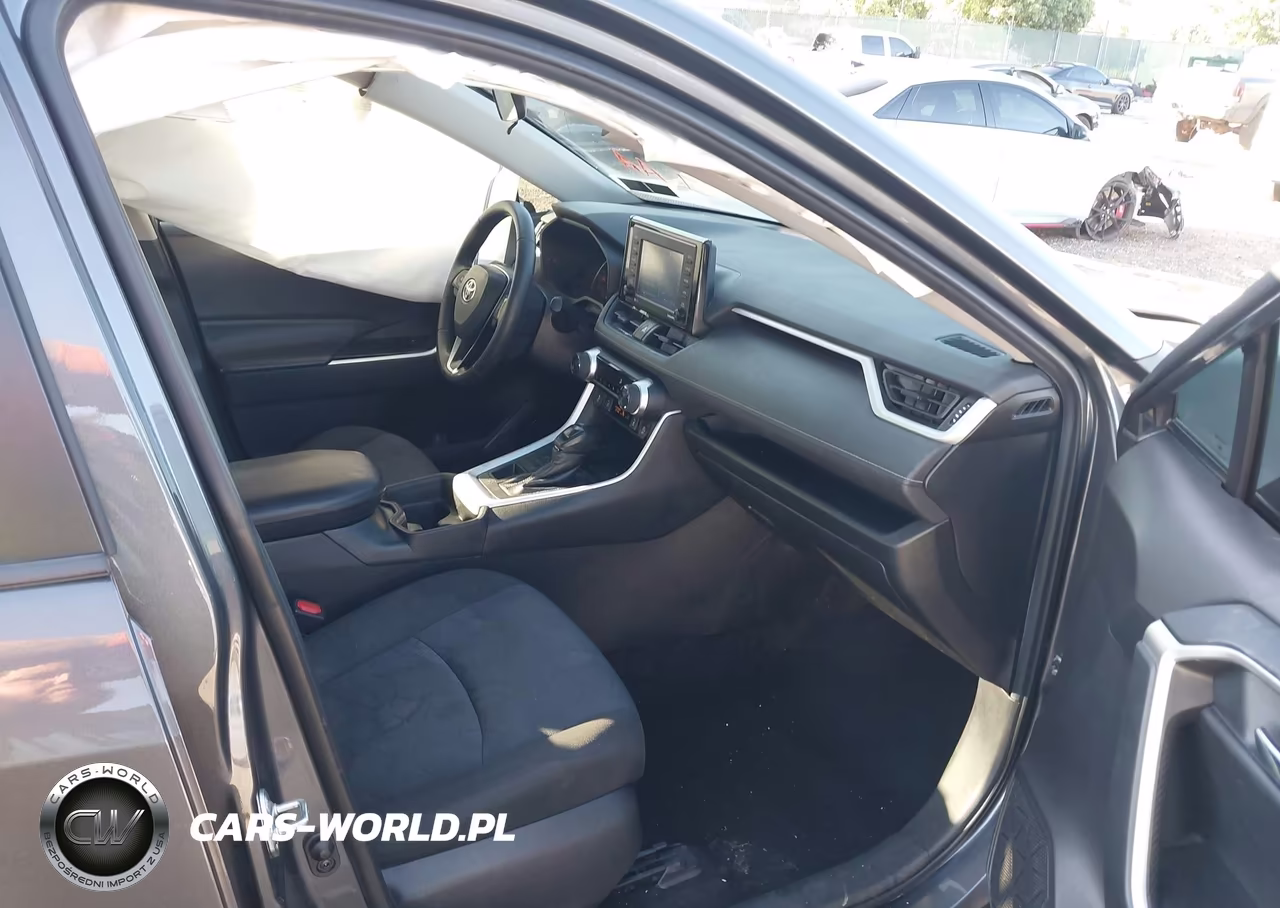 2020 Toyota Rav4 Xle VIN:2T3P1RFV3LW119499 - 5
