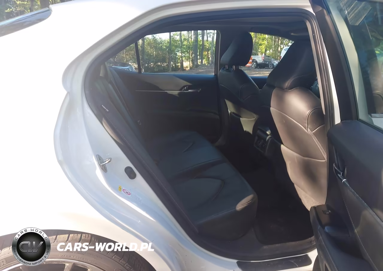 2018 Toyota Camry Xse VIN:4T1B61HK7JU018035 - 8