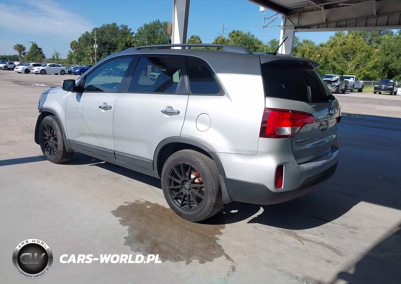 2015 Kia Sorento Ex V6 VIN:5XYKU4A73FG634969 - 3