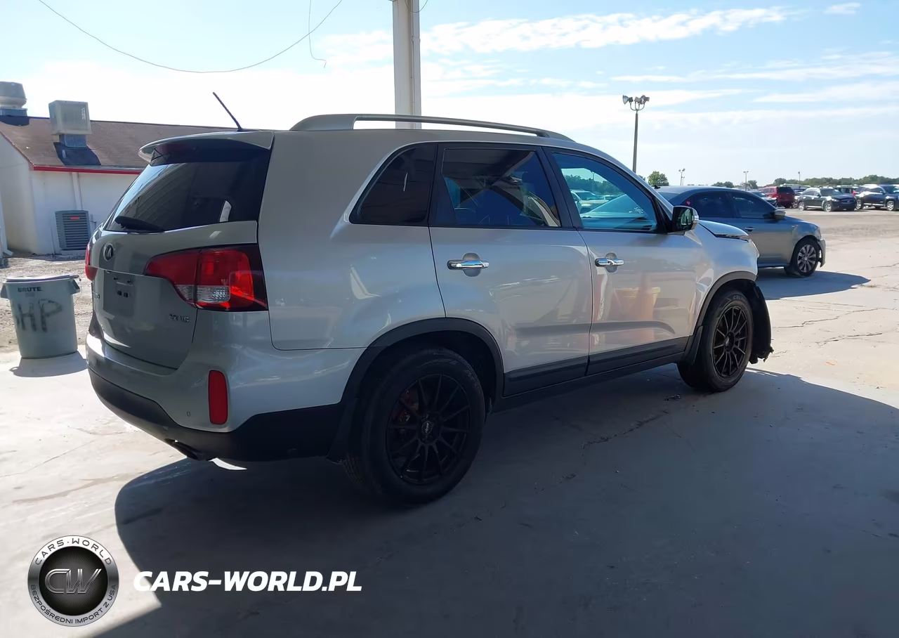 2015 Kia Sorento Ex V6 VIN:5XYKU4A73FG634969 - 4