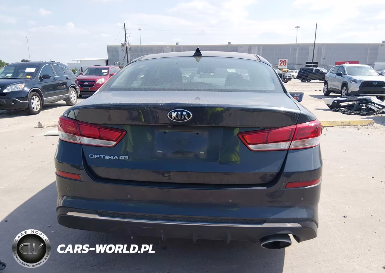 2019 Kia Optima Lx VIN:5XXGT4L33KG320207 - 16