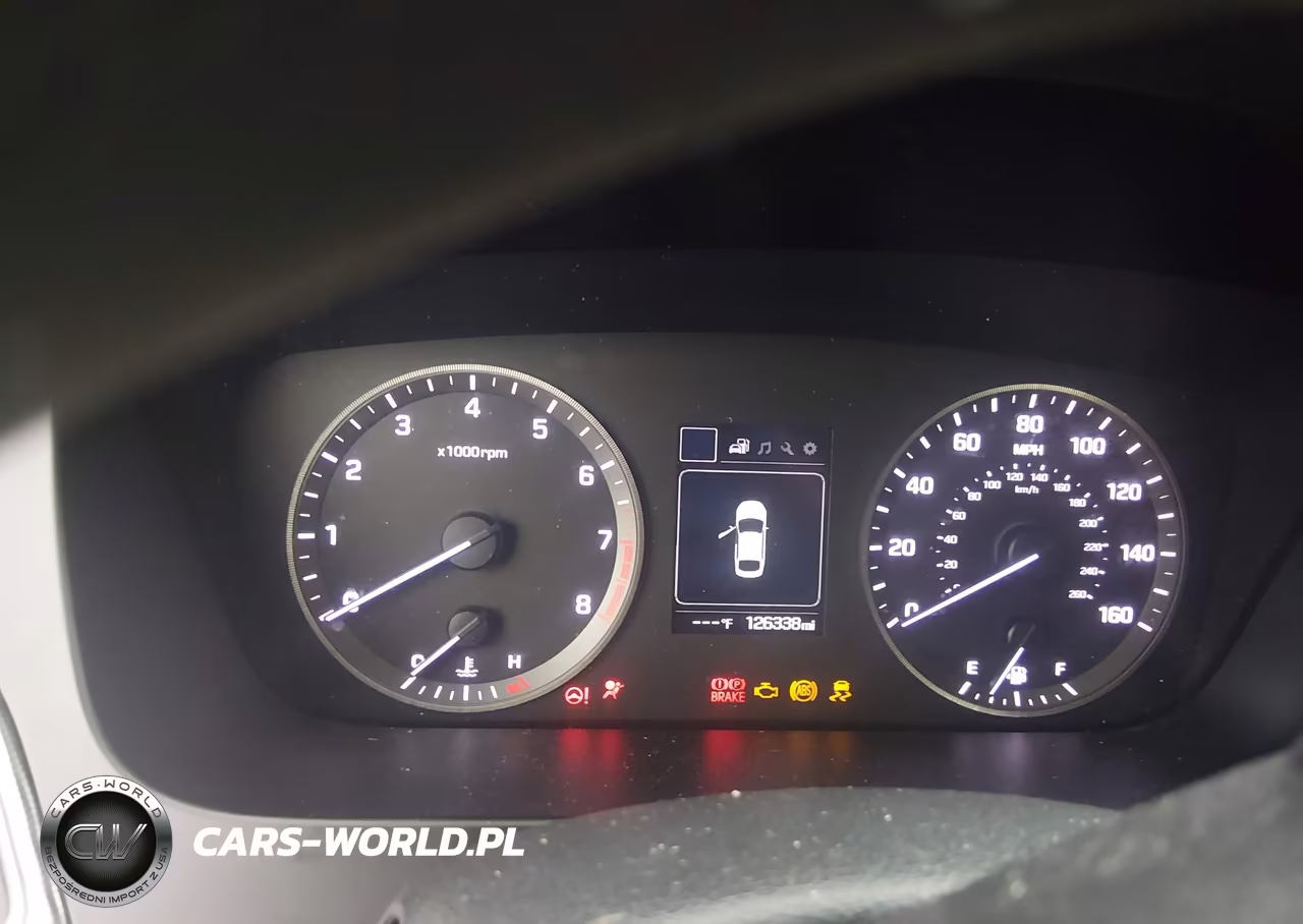 2016 Hyundai Sonata Sport VIN:5NPE34AF9GH335858 - 7
