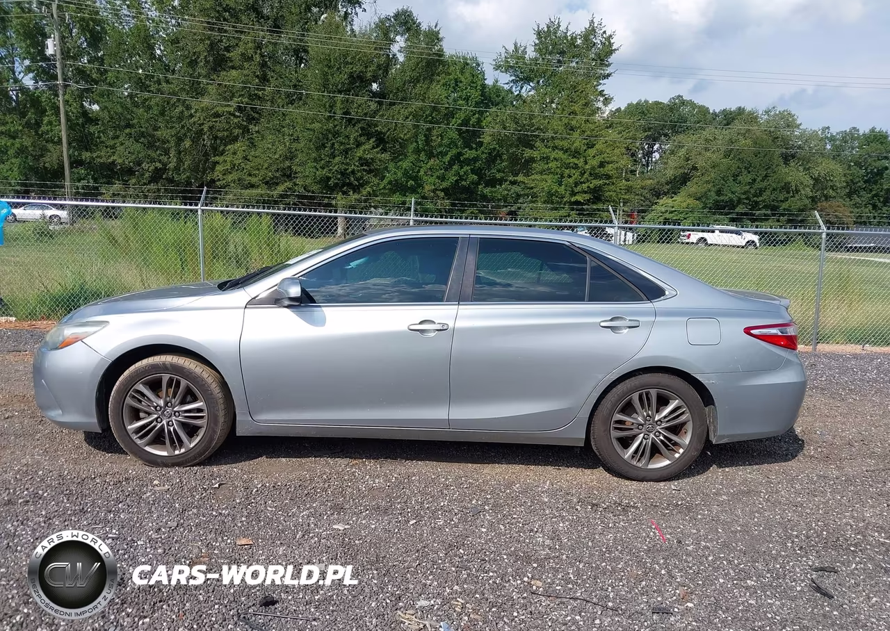 2016 Toyota Camry Se VIN:4T1BF1FK3GU547994 - 14