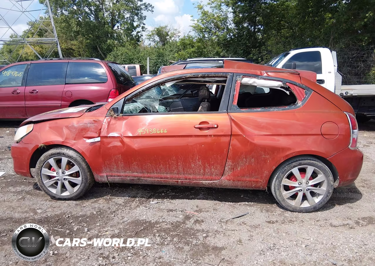 2009 Hyundai Accent Se VIN:KMHCN36CX9U113361 - 13